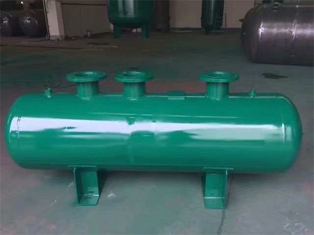 博湖博湖博湖蒸汽分气缸1.jpeg